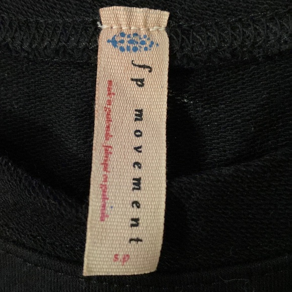 FP Movement Cropped Pocketed Pullover - Picture 4 of 5